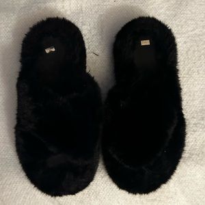 Black Fur Crisscross Strap Platform Sandals